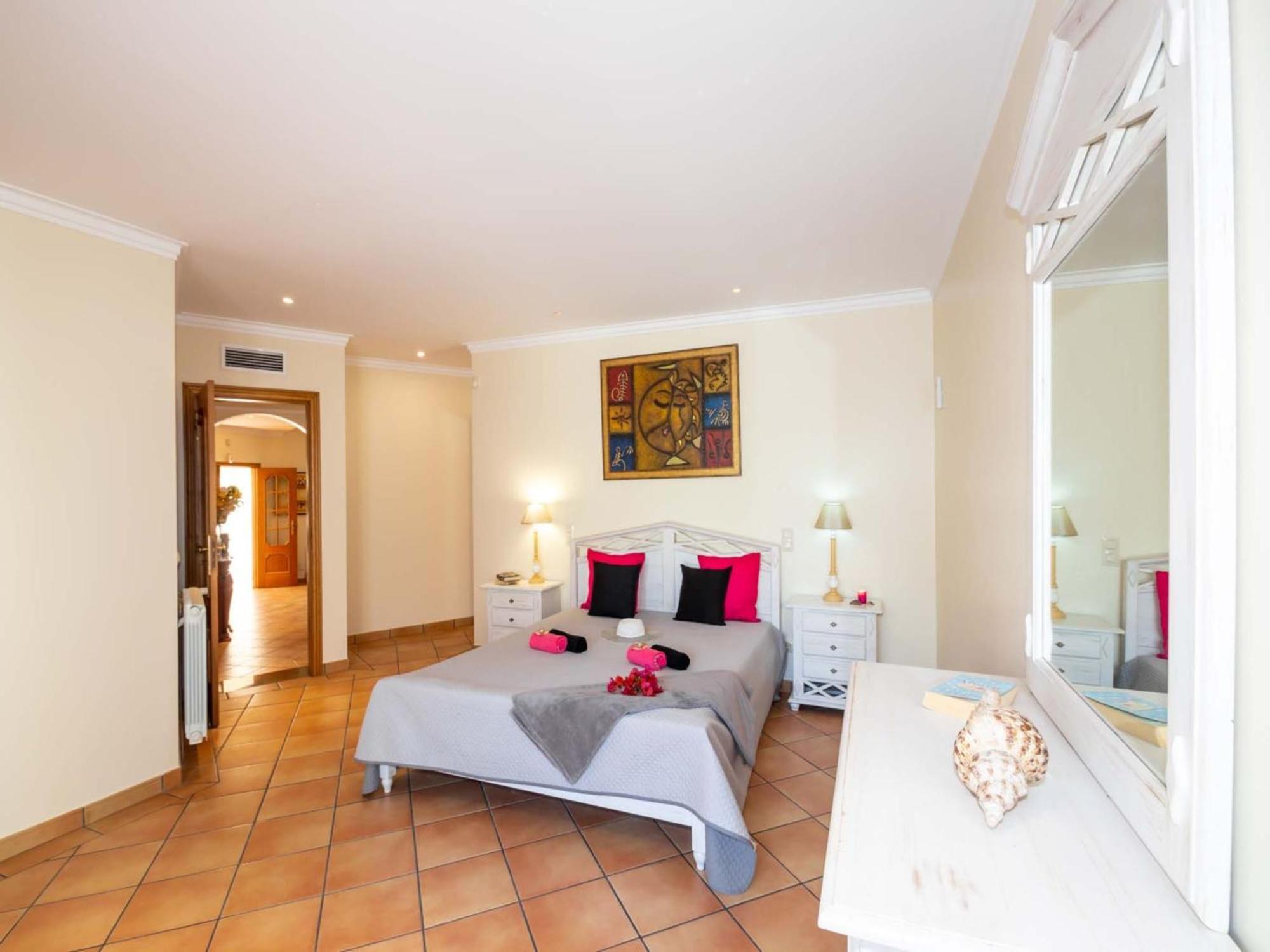 Magnificant Heated Swimming Pool, Free Wifi * Albufeira